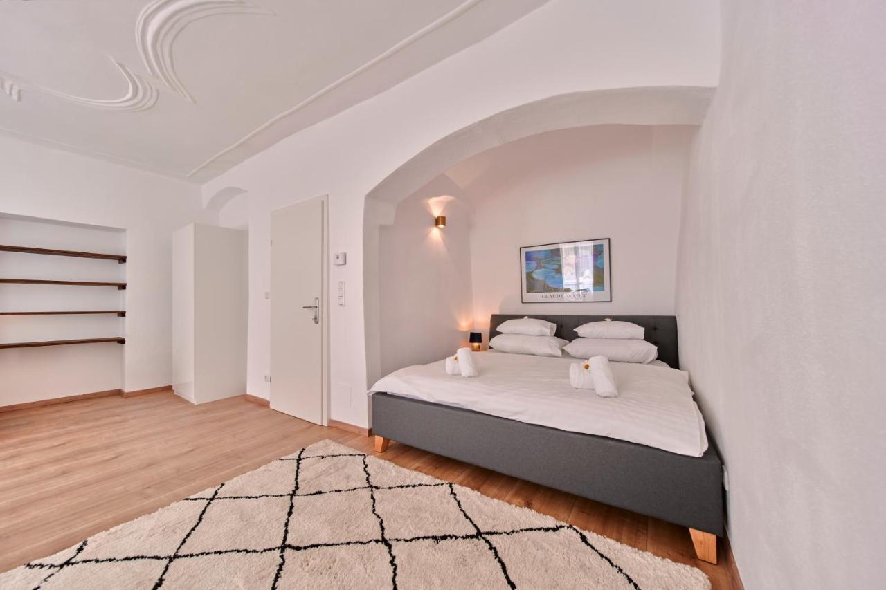 Smile Apartments "Weinhimmel" Krems an der Donau Bagian luar foto